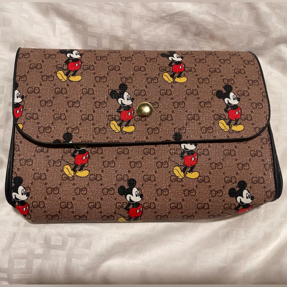 Small Mickey Mouse Clutch